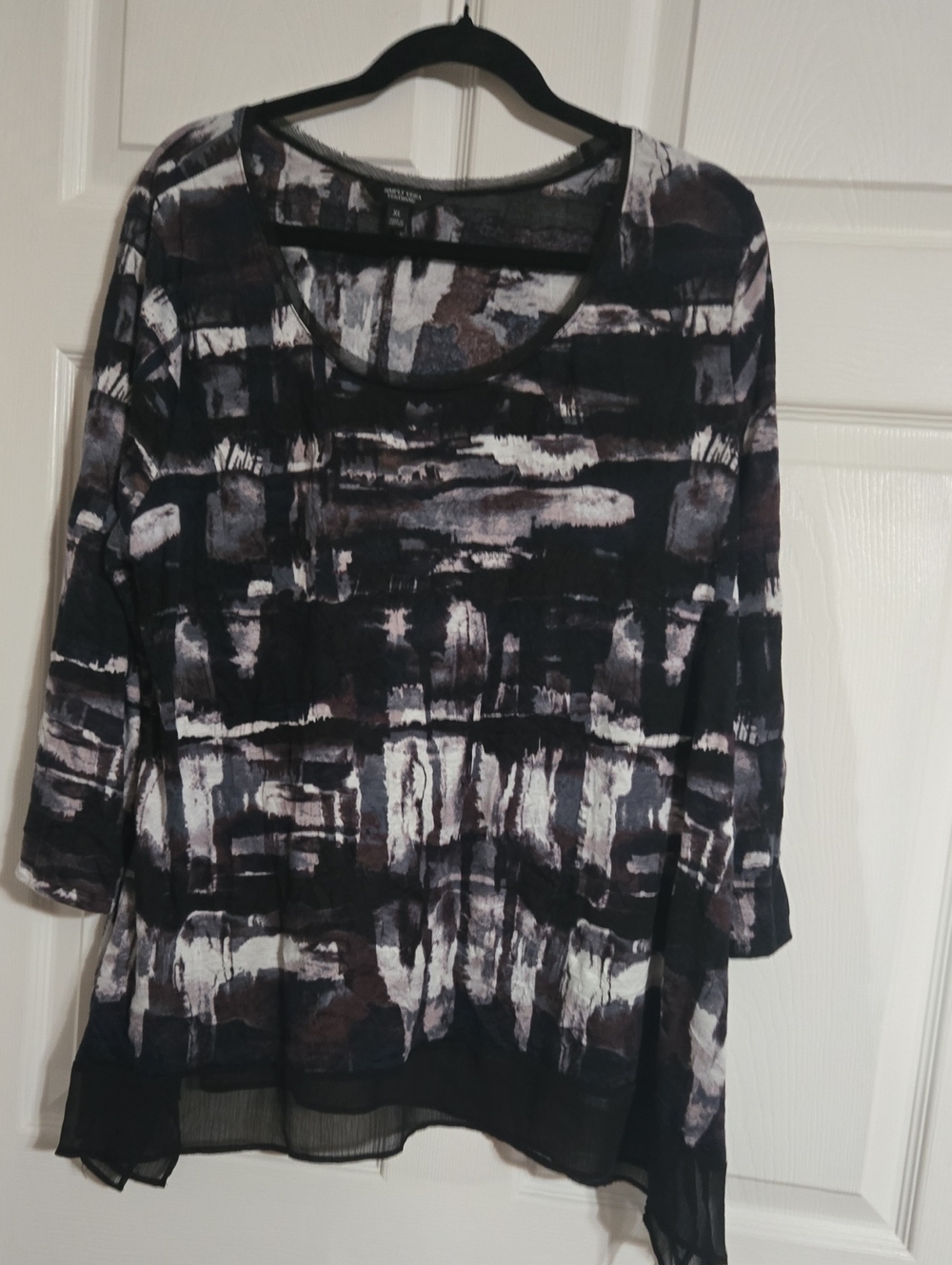 Simply Vera Vera Wang XL Black and Gray Abstract Flowy Brushstroke Tunic